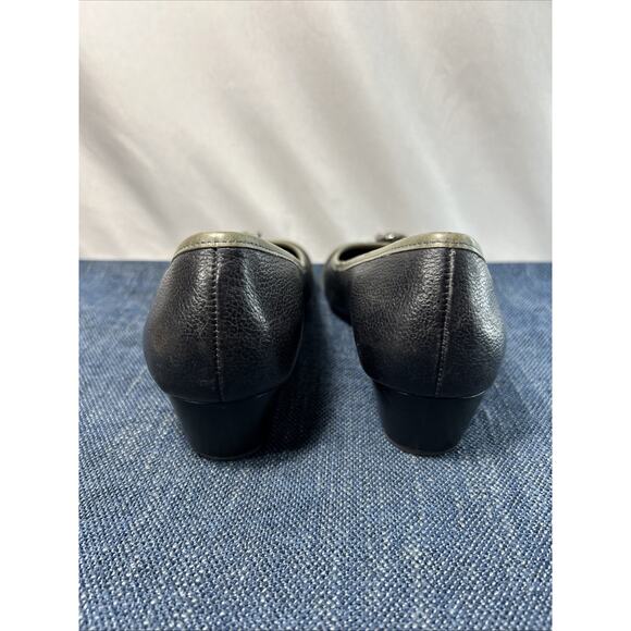 Nurture Canary Size 7.5 Leather black and gray wedges with silver buckles - Picture 4 of 14